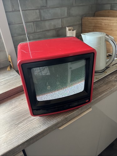Hinari traveller tv - traveller, retro